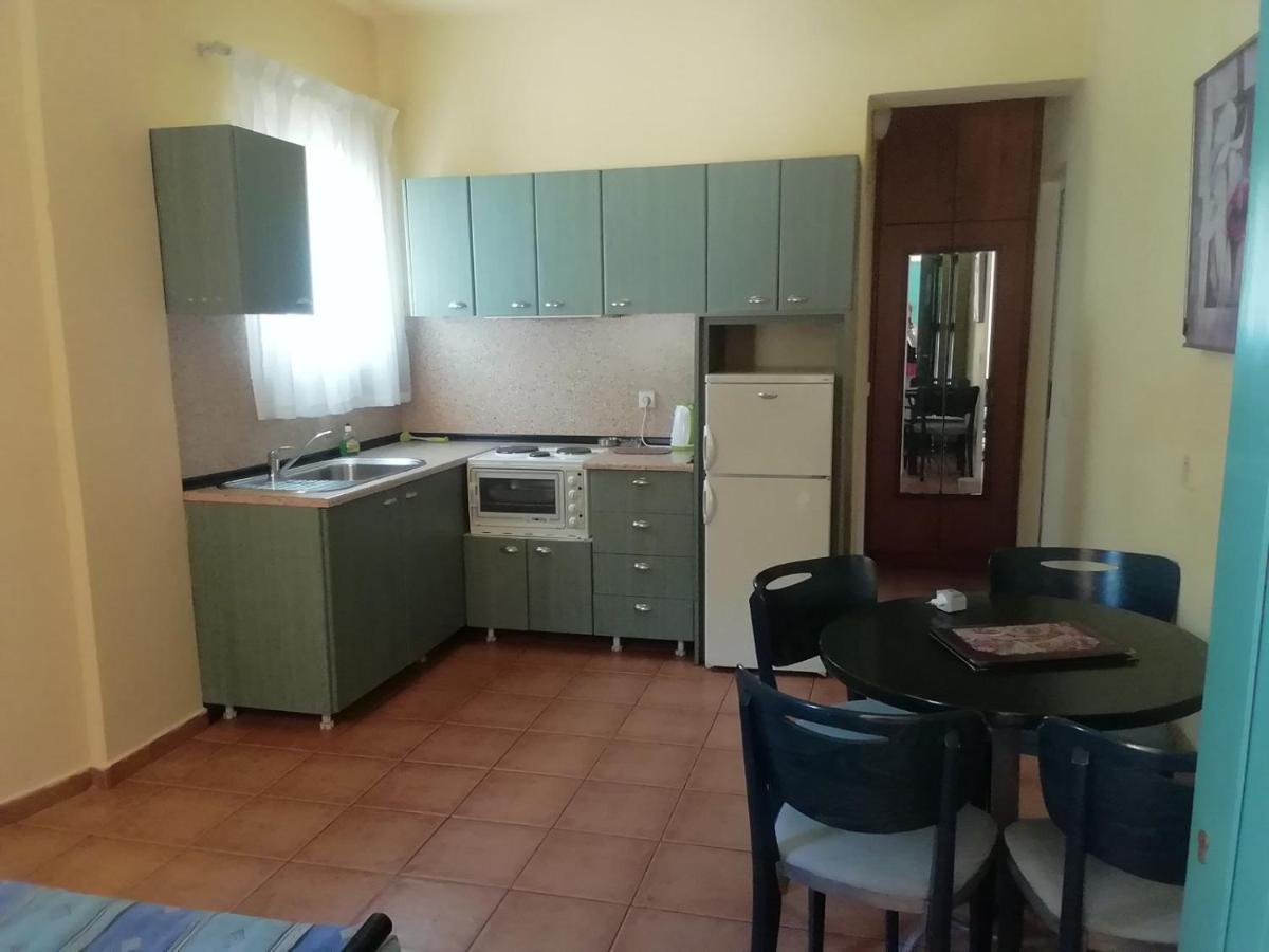 Poseidon Apartments Ájosz Górdiosz Kültér fotó