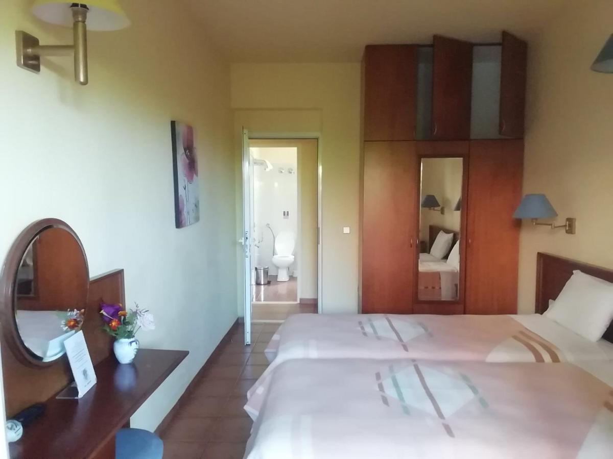Poseidon Apartments Ájosz Górdiosz Kültér fotó