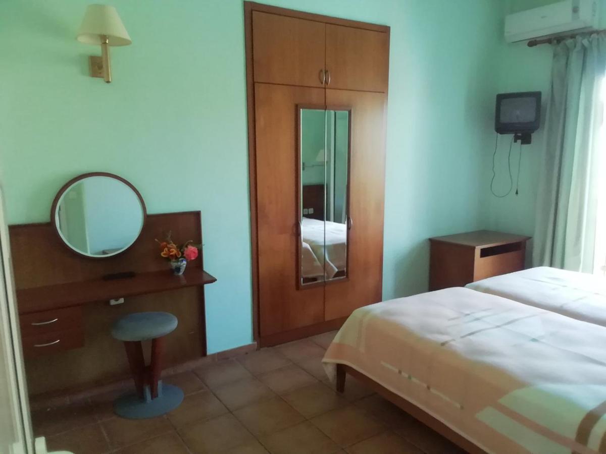 Poseidon Apartments Ájosz Górdiosz Kültér fotó